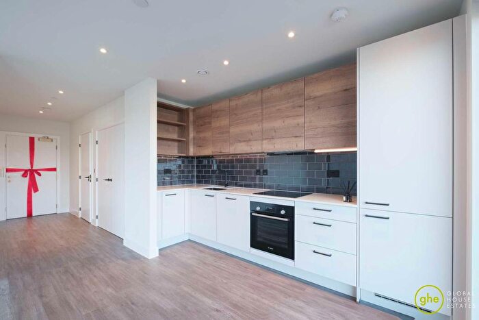 1 Bedroom Flat To Rent In Curzon Wharf, Glasswater Locks, Birmingham, B4