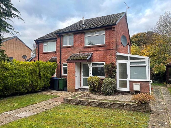 1 Bedroom Terraced House For Sale In Colborne Close, Chippenham, SN15