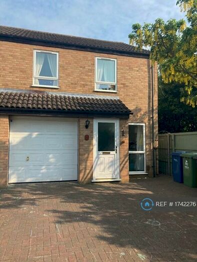 2 Bedroom Semi-Detached House To Rent In Cambridge, Cambridge, CB4