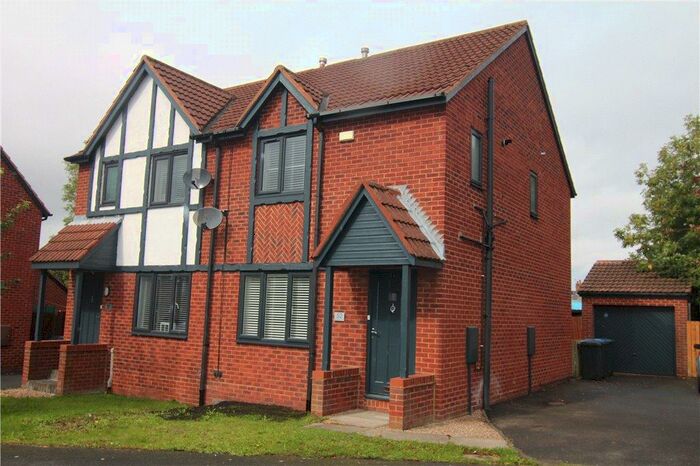 3 Bedroom Semi-Detached House To Rent In Hadleigh Court, Coxhoe, Durham, DH6