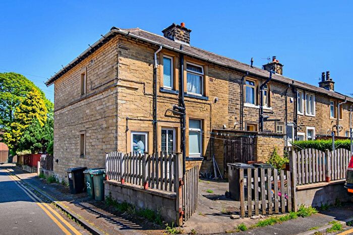 2 Bedroom Terraced House For Sale In Strong Close Way, Keighley, BD21