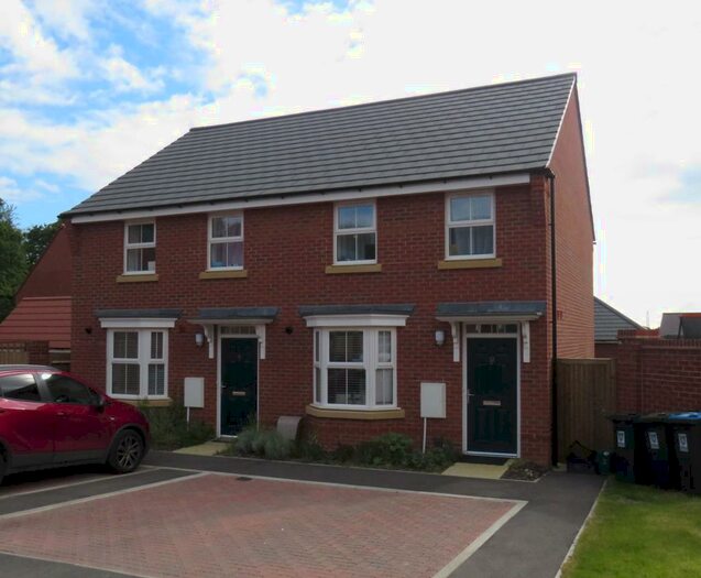 3 Bedroom House To Rent In Burgundy Drive, Hemel Hempstead, HP2