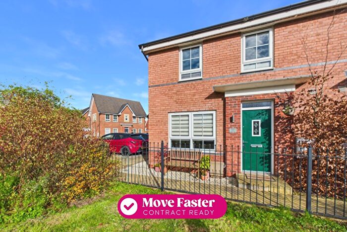 2 Bedroom End Terrace House For Sale In Holland Park, Kingswood, Hull, HU7