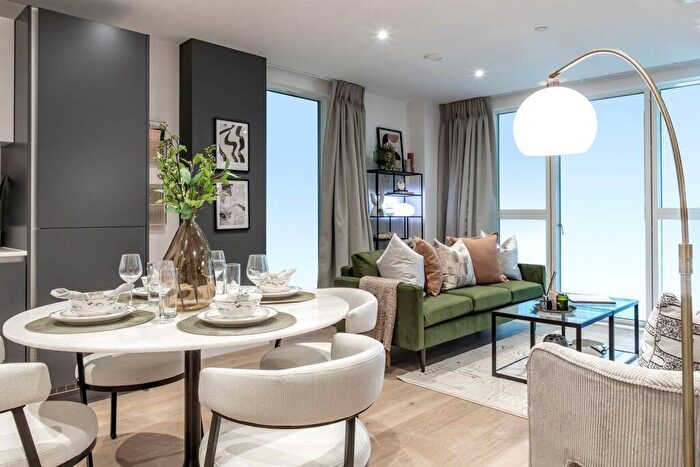 2 Bedroom Flat For Sale In Verdica, Camden, NW1