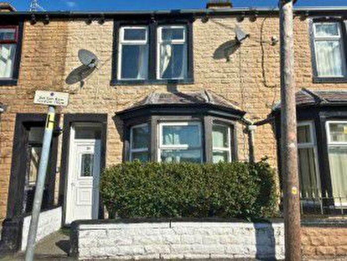 4 Bedroom Terraced House For Sale In Thurston Street, Burnley, BB11