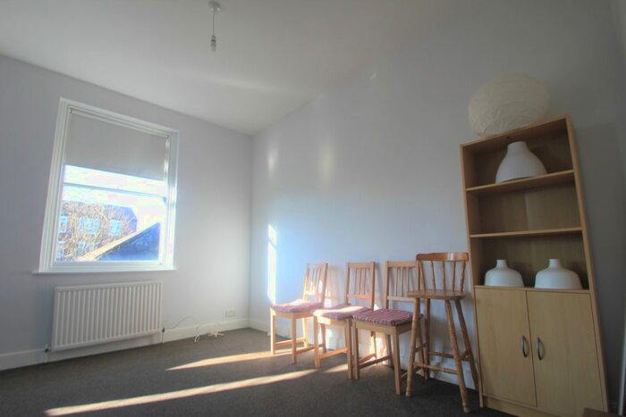 2 Bedroom Flat To Rent In Bouverie Road, Stoke Newington, N16