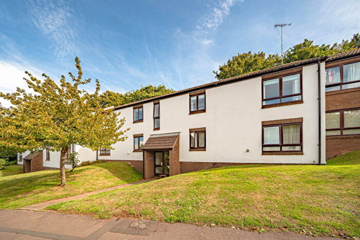 2 Bedroom Flat For Sale In Devonshire Drive, Portishead, Bristol, BS20