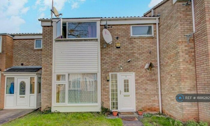 3 Bedroom Terraced House To Rent In Stoneway Grove, Leamington Spa, CV31