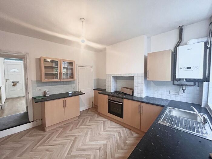 3 Bedroom Terraced House To Rent In Sycamore Road, Bearwood, B66