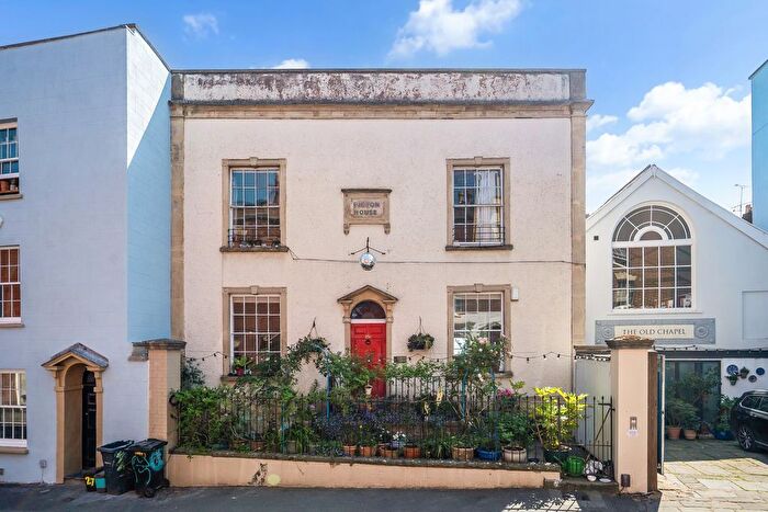 2 Bedroom Flat For Sale In Picton Street, Bristol, BS6