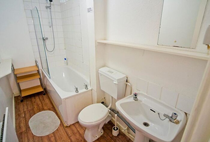 1 Bedroom Flat To Rent In Bentinck Road, Nottingham, NG7
