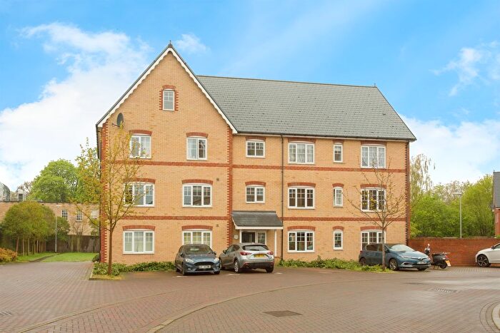 2 Bedroom Flat For Sale In North Lodge Park, Milton, Cambridge, CB24