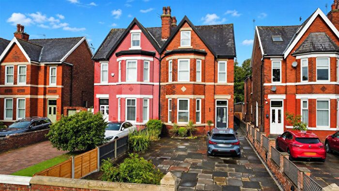 4 Bedroom Semi-Detached House For Sale In Mill Lane, Southport, PR9