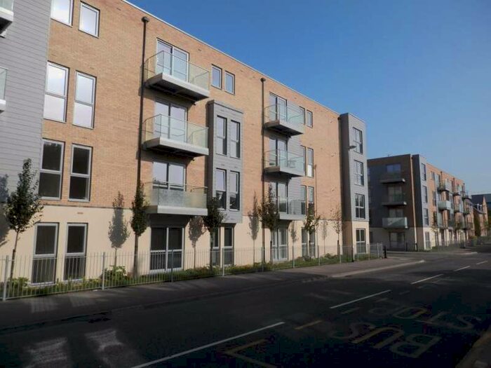 2 Bedroom Property To Rent In Holly Acre Dunstable, LU5