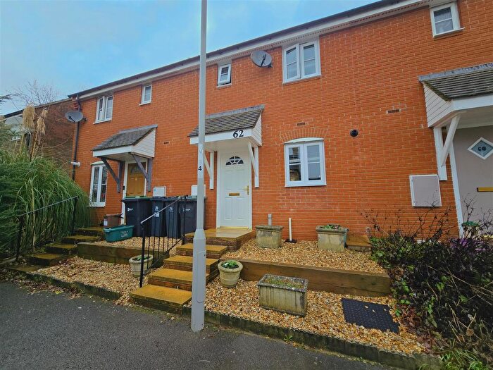 3 Bedroom Terraced House For Sale In North Fields, Sturminster Newton, DT10