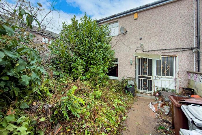 2 Bedroom Terraced House For Sale In Holdforth Close, Leeds, West Yorkshire, LS12