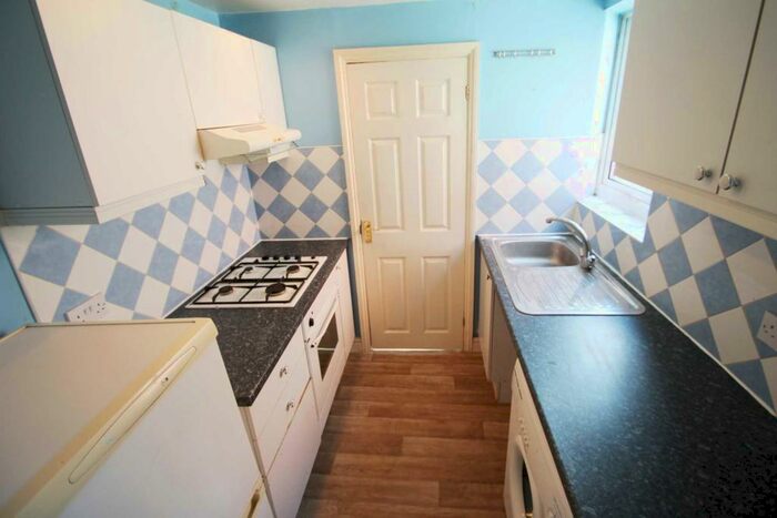 1 Bedroom Flat To Rent In One Bed Flat- St Georges Road, Reading, RG30