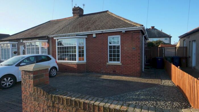 2 Bedroom Bungalow To Rent In Ashwood Crescent, Newcastle Upon Tyne, NE6