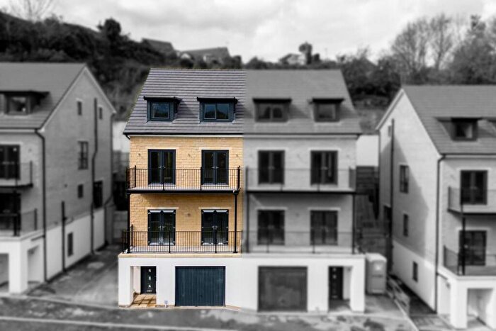 5 Bedroom Semi-Detached House To Rent In Plot, Ridge Court, Leeds, LS13