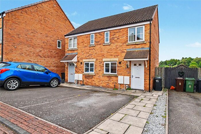 2 Bedroom Semi Detached House For Sale In Daisy Hill Mews, Morley, Leeds, West Yorkshire, LS27