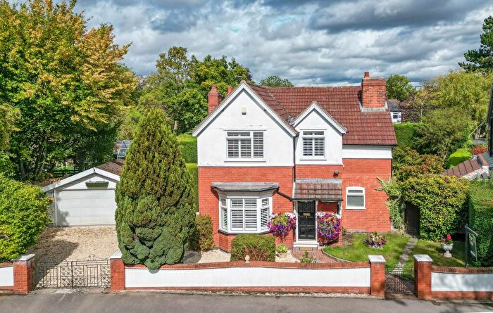 3 Bedroom Detached House For Sale In Selly Wick Road, Selly Park, B29