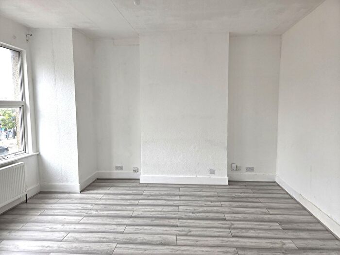 2 Bedroom Flat To Rent In Harrow, HA1