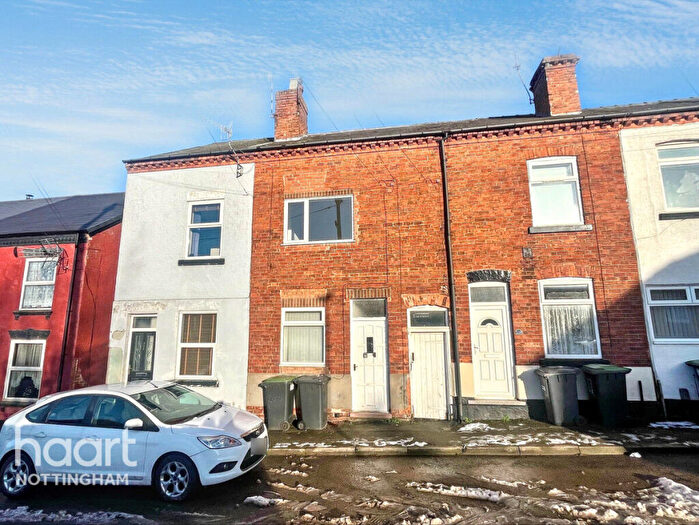 2 Bedroom Terraced House To Rent In Lynncroft, Nottingham, NG16