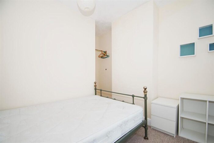 4 Bedroom Terraced House To Rent In Douglas Road, Horfield, Bristol, BS7