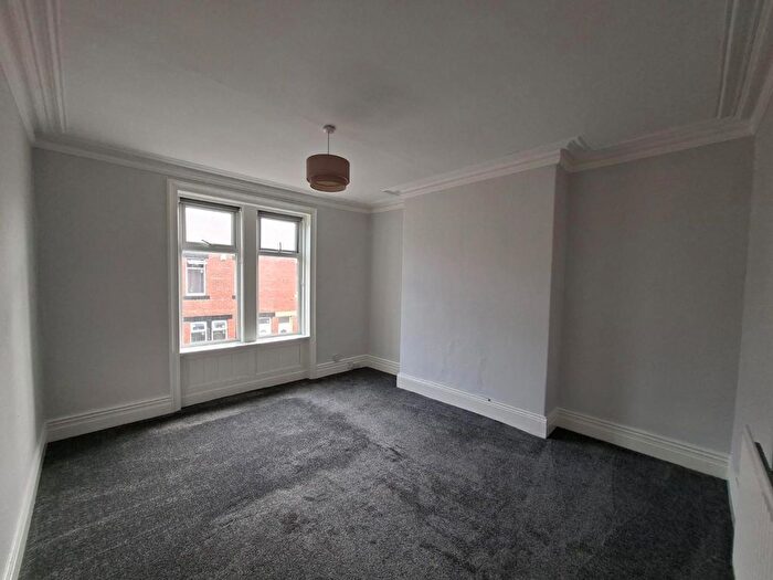 3 Bedroom Flat To Rent In Elsdon Terrace, North Shields, NE29