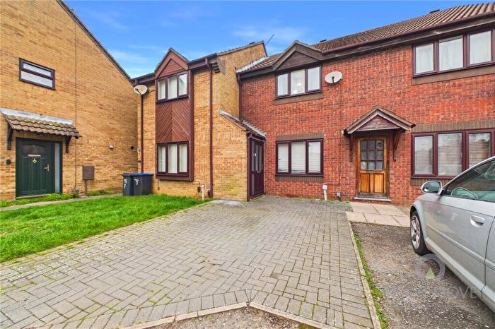 2 Bedroom Terraced House For Sale In Baronson Gardens, Northampton, Northamptonshire, NN1