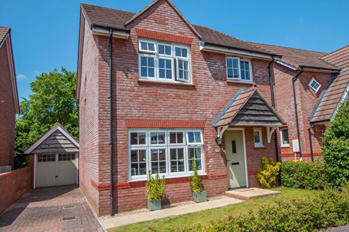 4 Bedroom Detached House For Sale In Butts Close, Ottery St Mary, EX11