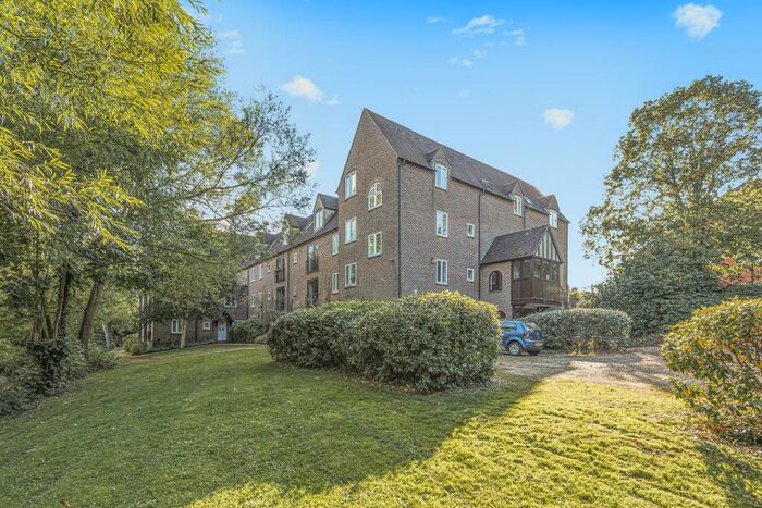 1 Bedroom Apartment To Rent In Meadow View, North Oxford, OX2