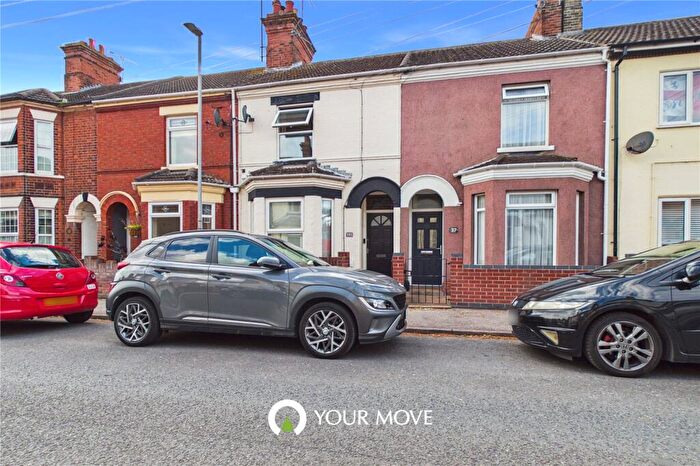 3 Bedroom Terraced House To Rent In Beresford Road, Lowestoft, Suffolk, NR32