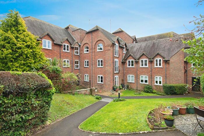 1 Bedroom Retirement Property For Sale In White Cliff Mill Street, Blandford Forum, DT11