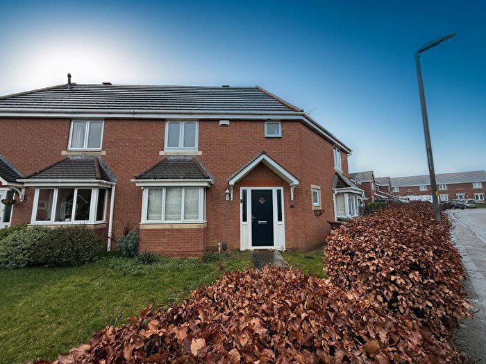 3 Bedroom Semi Detached House To Rent In Primrose Close, NN18