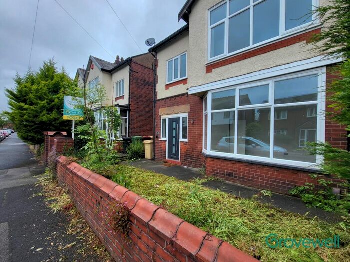 3 Bedroom Semi-Detached House To Rent In Welbeck Road, Bolton, BL1