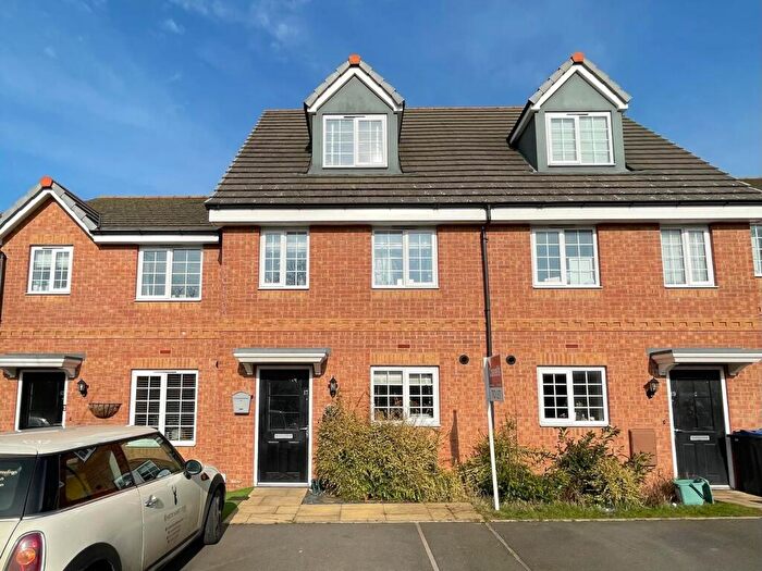 3 Bedroom Terraced House To Rent In Solus Gardens, Southam, CV47