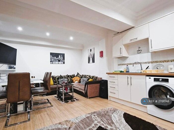 3 Bedroom Flat To Rent In Upton Lane, London, E7