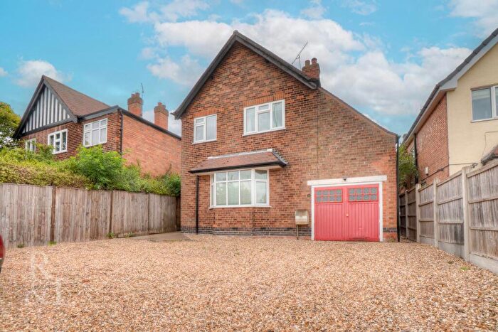 3 Bedroom Detached House For Sale In Grantham Road, Radcliffe-On-Trent, Nottingham, NG12