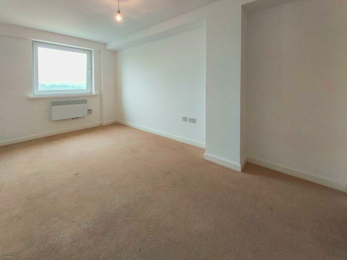 1 Bedroom Flat To Rent In Parkwood Court, Keighley, BD21