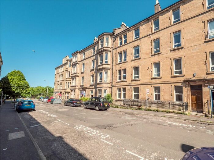 2 Bedroom Flat To Rent In Tay Street, Edinburgh, EH11