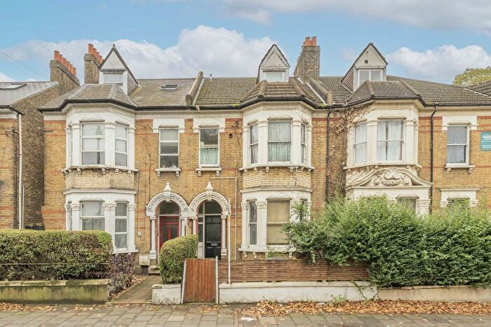 1 Bedroom Flat To Rent In Streatham Place, London, SW2