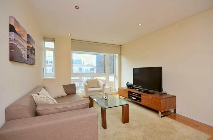 1 Bedroom Flat To Rent In Nottingham Terrace, Marylebone, London, NW1