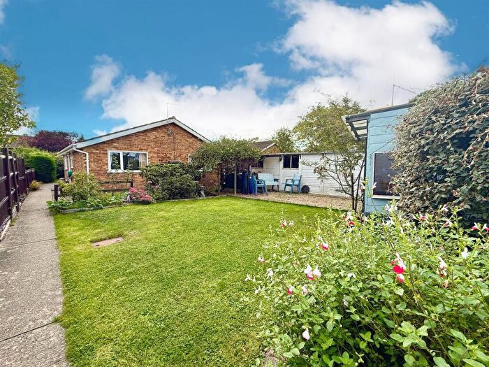 3 Bedroom Detached Bungalow For Sale In Thorn Road, Catfield, NR29