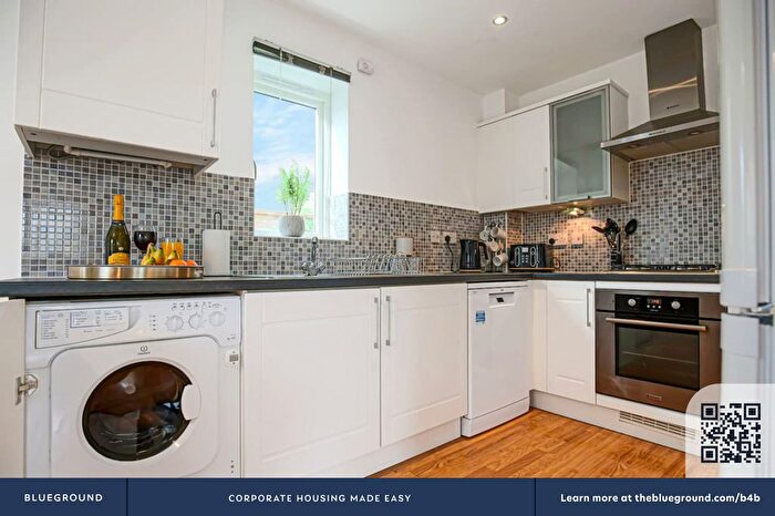 2 Bedroom Flat To Rent In Broughton Civil Parish, MK10