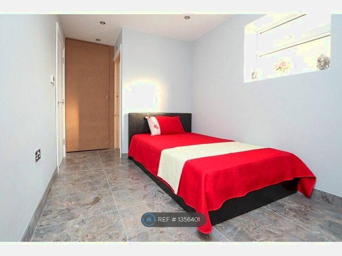 Studio To Rent In Leamington Crescent, Harrow, HA2