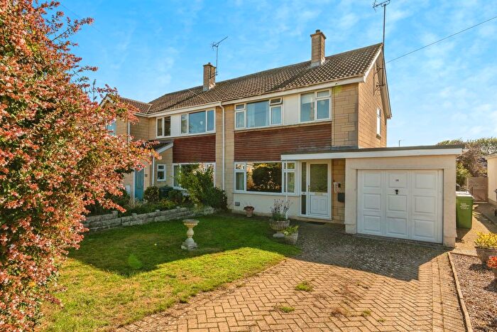 3 Bedroom Semi-detached House For Sale In Woodborough Road, Corsham, SN13