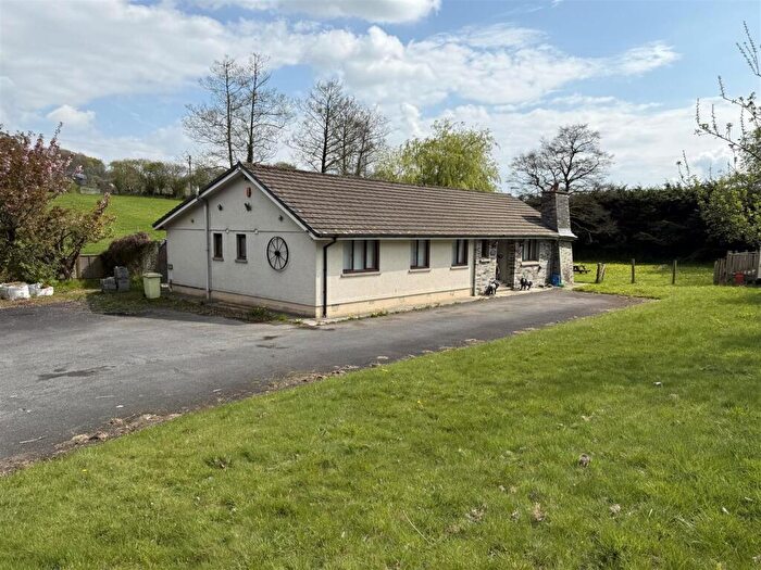 4 Bedroom Bungalow For Sale In Tregaron Road, Lampeter, SA48