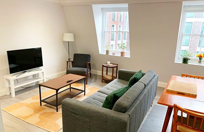 2 Bedroom Flat To Rent In Kensington Church Street, London, W8