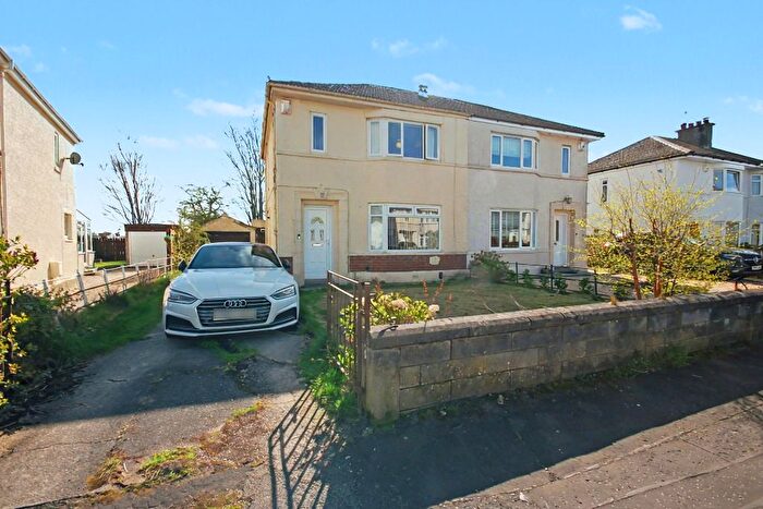 3 Bedroom Semi Detached House For Sale In Bathgo Avenue, Paisley, Renfrewshire, PA1